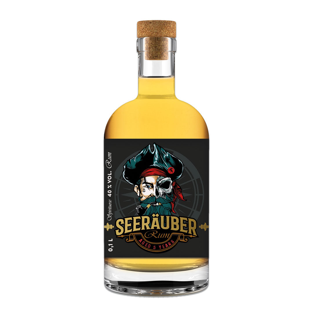 Kleine Flasche Rum vom Seeräuber in 100 ml