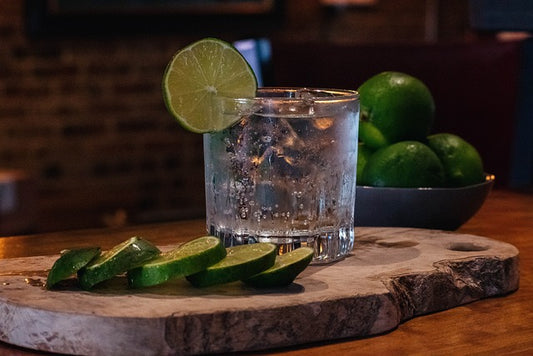 Cocktail mit Tonic - Image by Ernest_Roy from Pixabay
