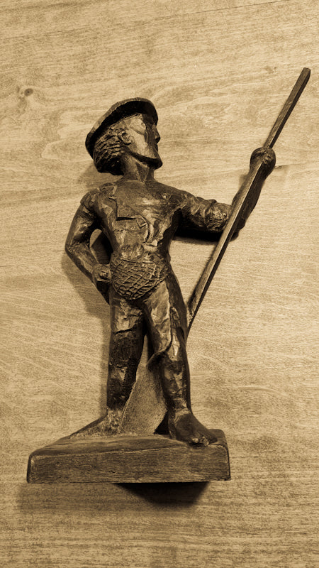 Die Statue des Böckinger Seeräubers